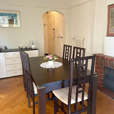 Elegant & Ensoleille Apartament *