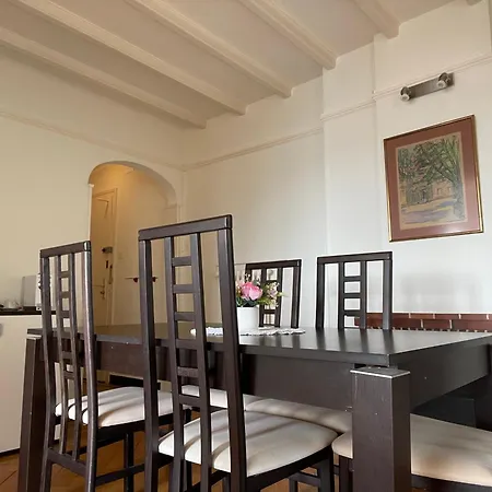 Elegant & Ensoleille 洛桑