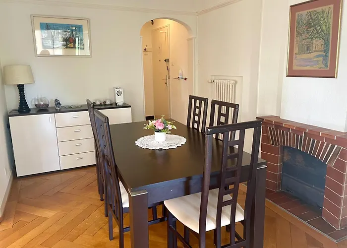 Elegant & Ensoleille Apartament *