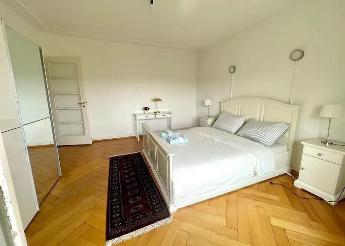 Elegant & Ensoleille ローザンヌ